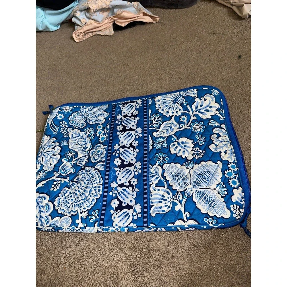 Vera Bradley laptop pouch
